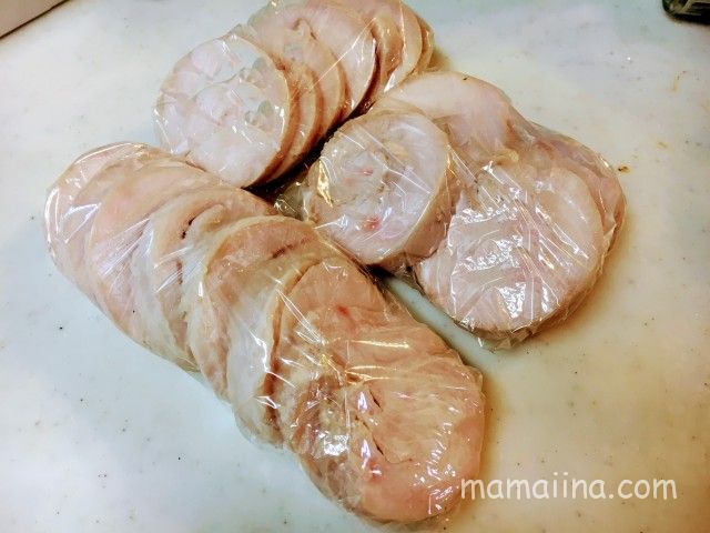 コストコのさくらどりむね肉を鶏ハムにして冷凍